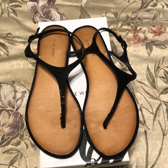 Nine west thong sandals Clearance